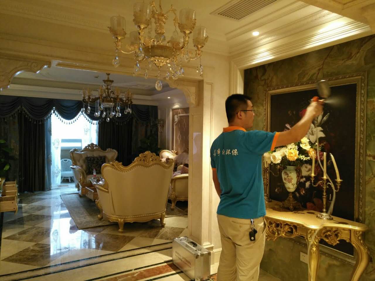 武漢市嘉凈鴻環(huán)?？萍加邢薰? style=