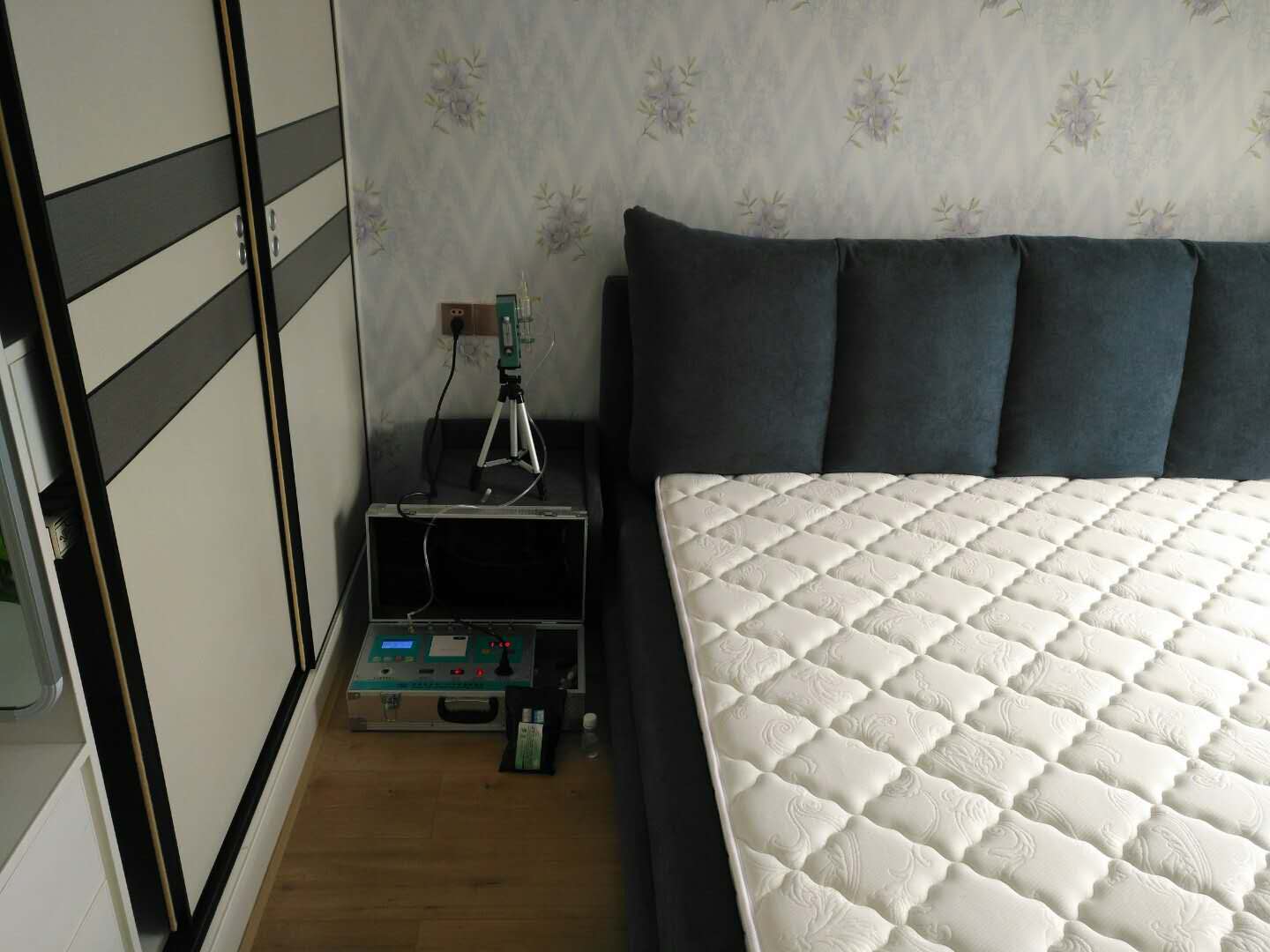 武漢市嘉凈鴻環(huán)?？萍加邢薰? style=