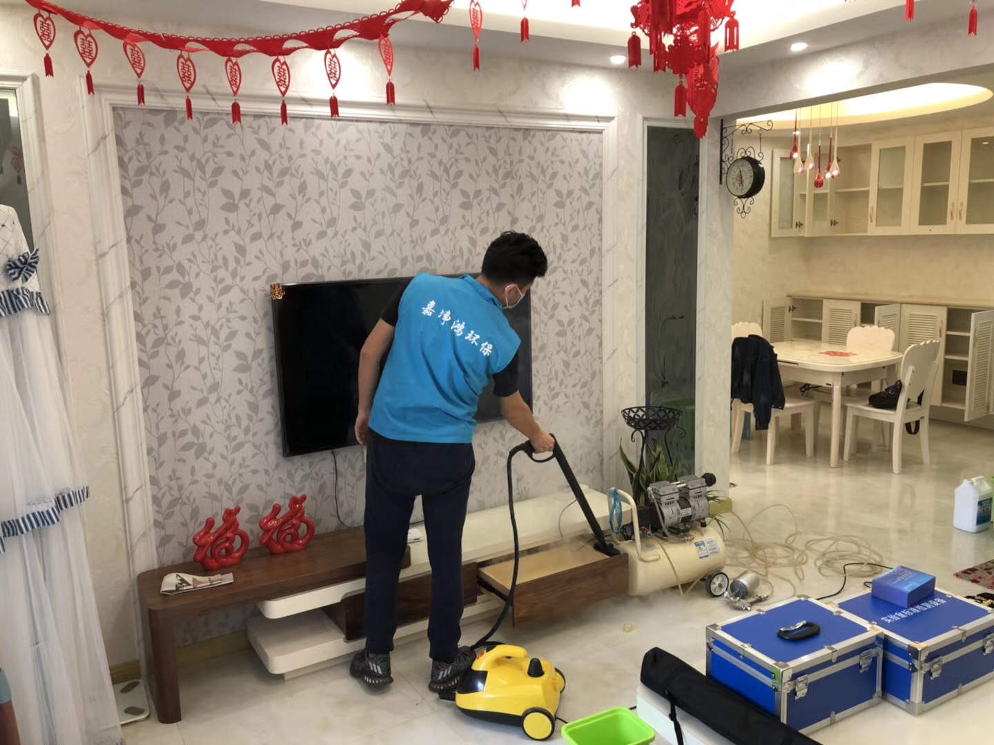 武漢市嘉凈鴻環(huán)?？萍加邢薰? style=