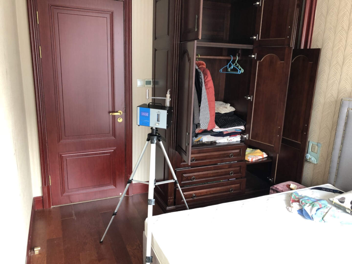 武漢市嘉凈鴻環(huán)?？萍加邢薰? style=