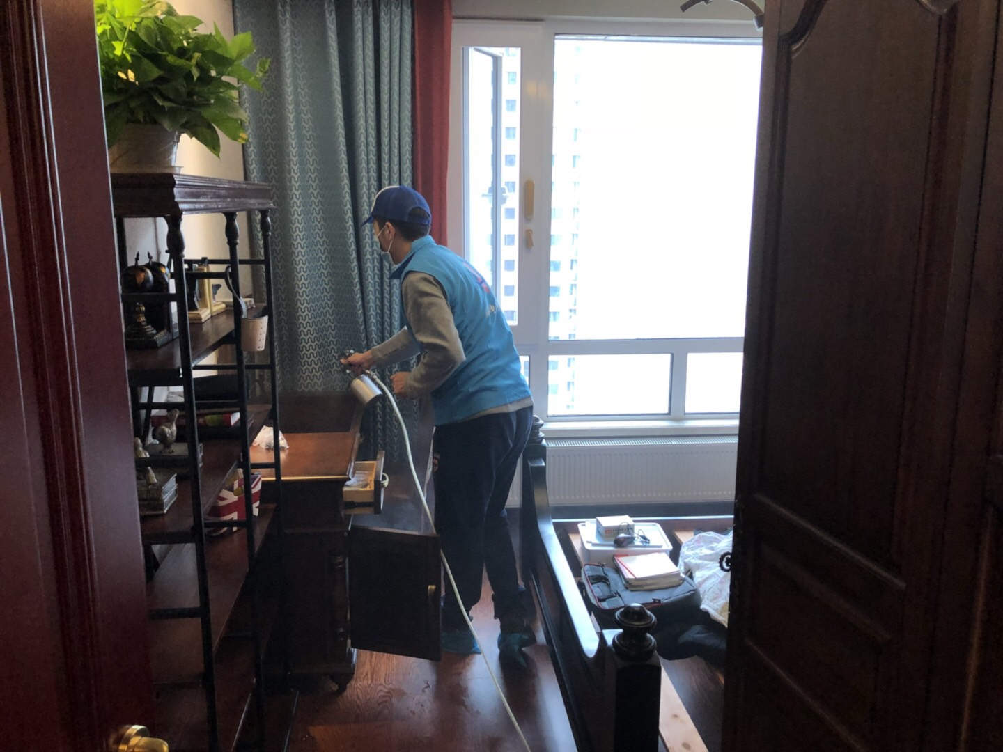 武漢市嘉凈鴻環(huán)?？萍加邢薰? style=