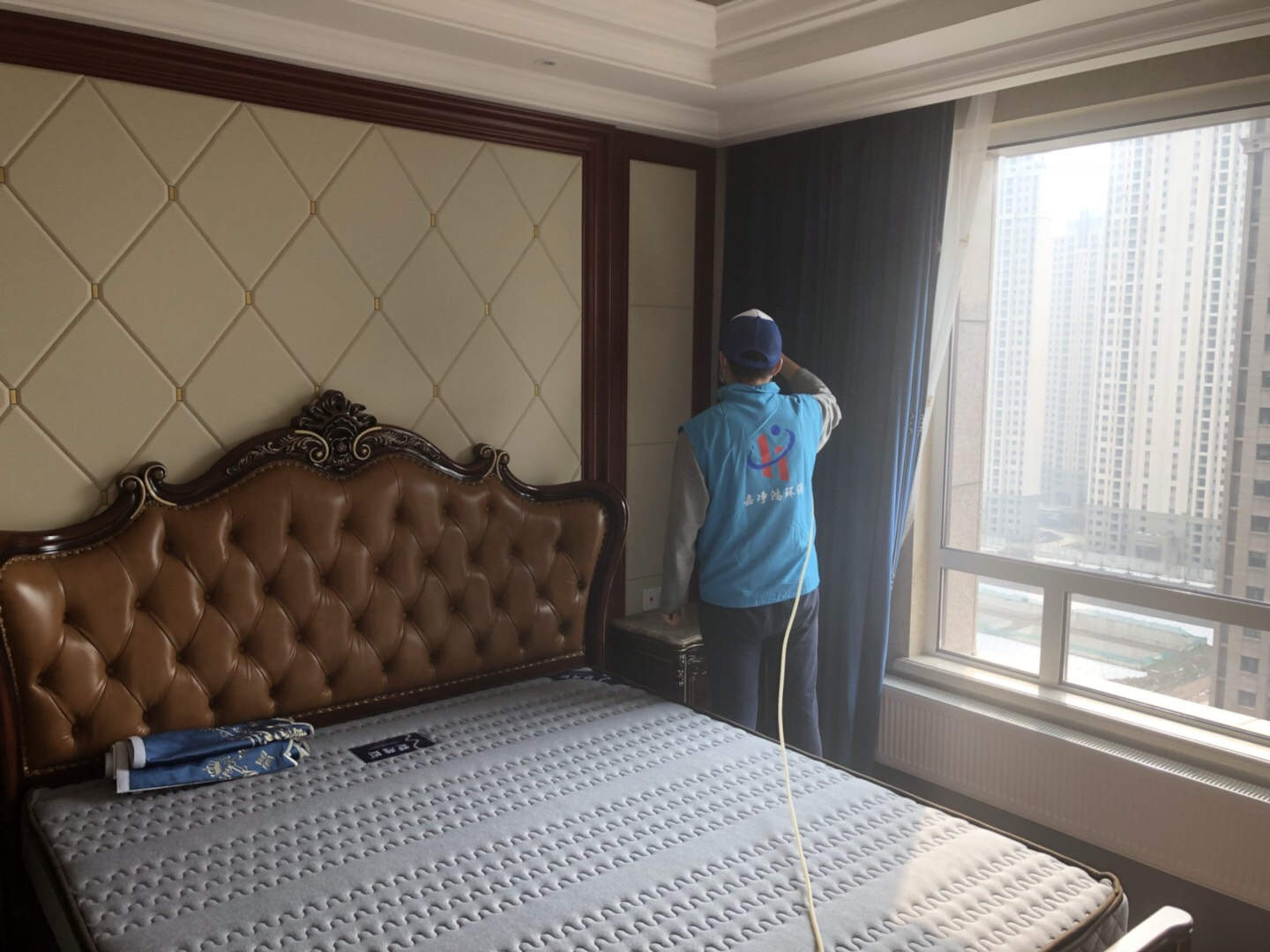 武漢市嘉凈鴻環(huán)?？萍加邢薰? style=