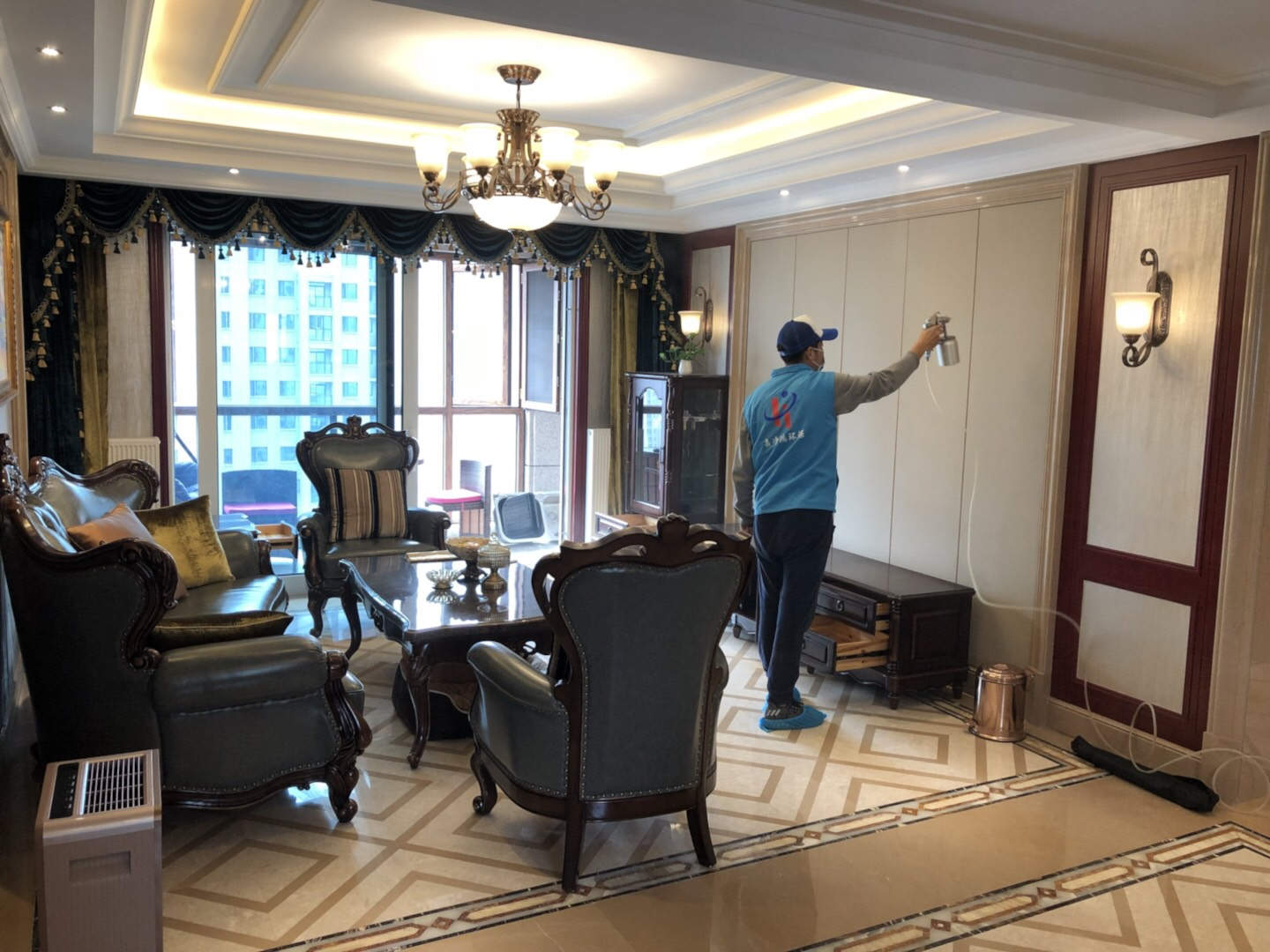 武漢市嘉凈鴻環(huán)?？萍加邢薰? style=