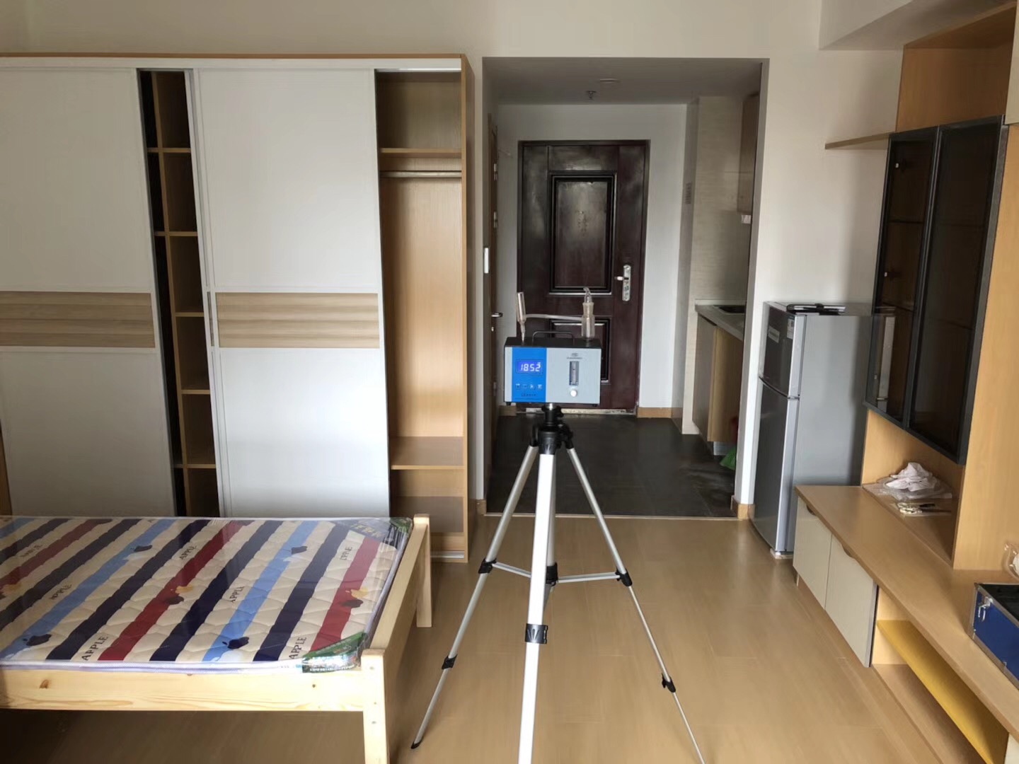 武漢市嘉凈鴻環(huán)?？萍加邢薰? style=