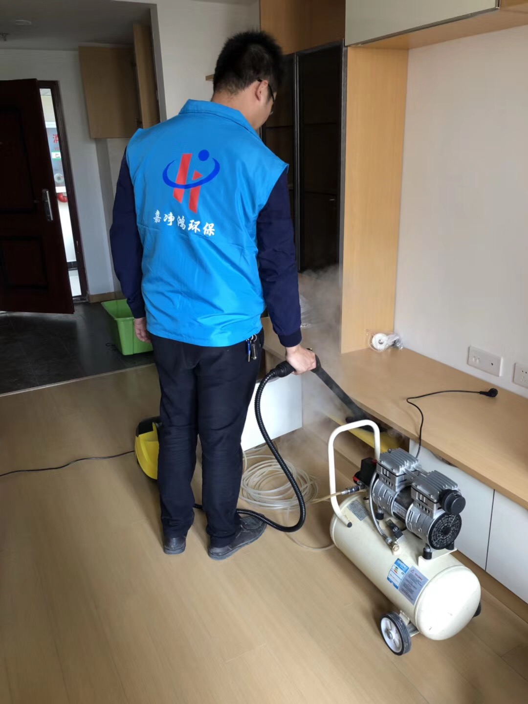 武漢市嘉凈鴻環(huán)?？萍加邢薰? style=