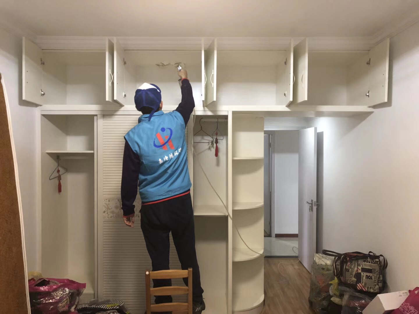 武漢市嘉凈鴻環(huán)?？萍加邢薰? style=