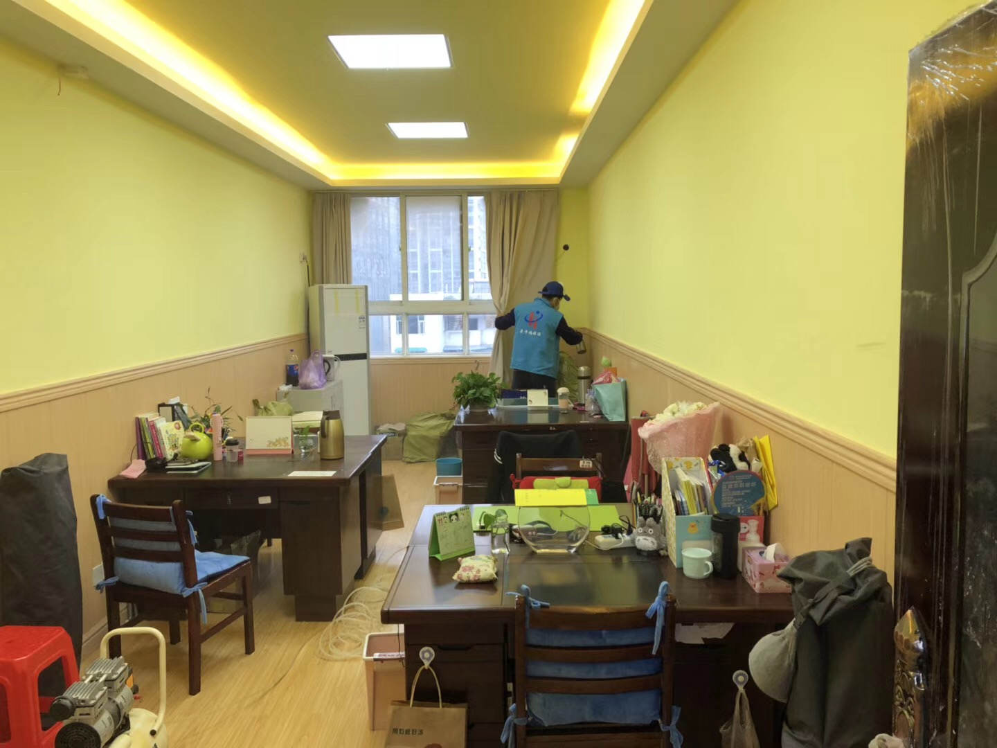 武漢市嘉凈鴻環(huán)?？萍加邢薰? style=