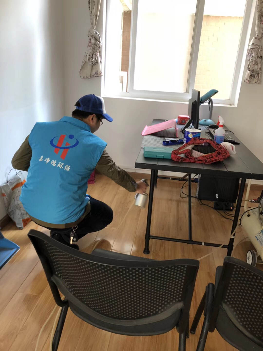 武漢市嘉凈鴻環(huán)?？萍加邢薰? style=