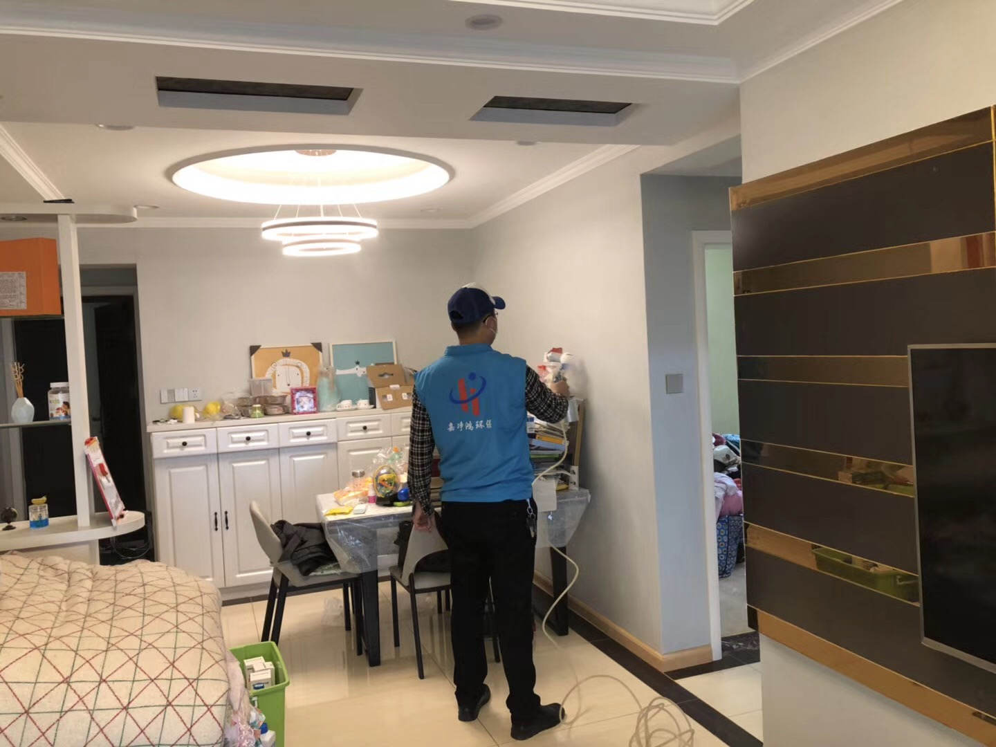 武漢市嘉凈鴻環(huán)?？萍加邢薰? style=