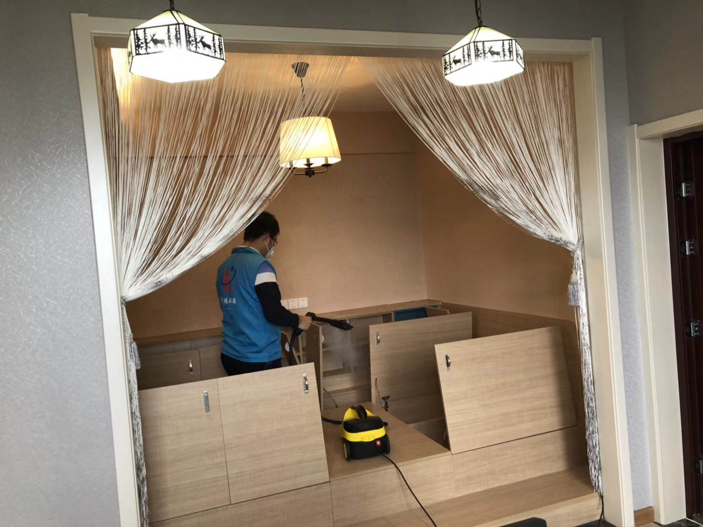 武漢市嘉凈鴻環(huán)?？萍加邢薰? style=