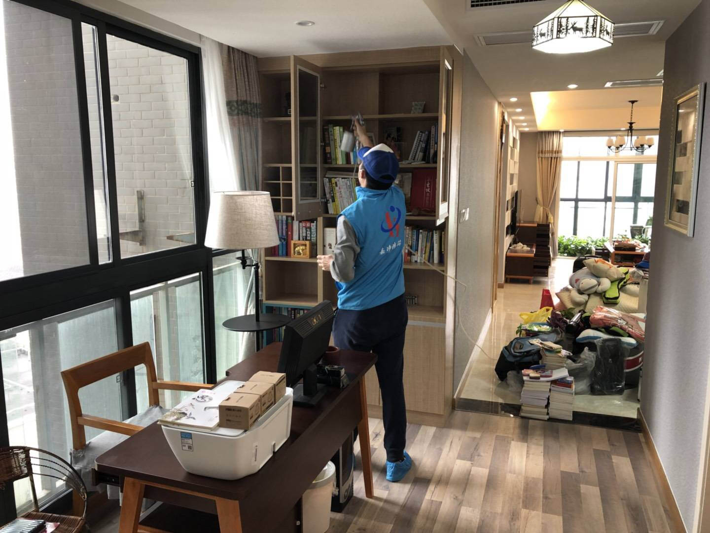 武漢市嘉凈鴻環(huán)?？萍加邢薰? style=