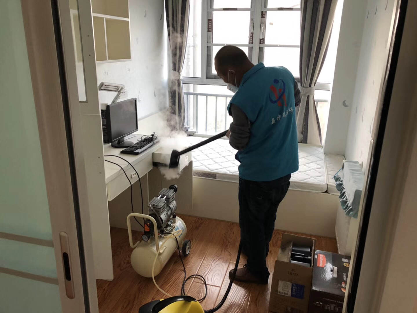 武漢市嘉凈鴻環(huán)?？萍加邢薰? style=