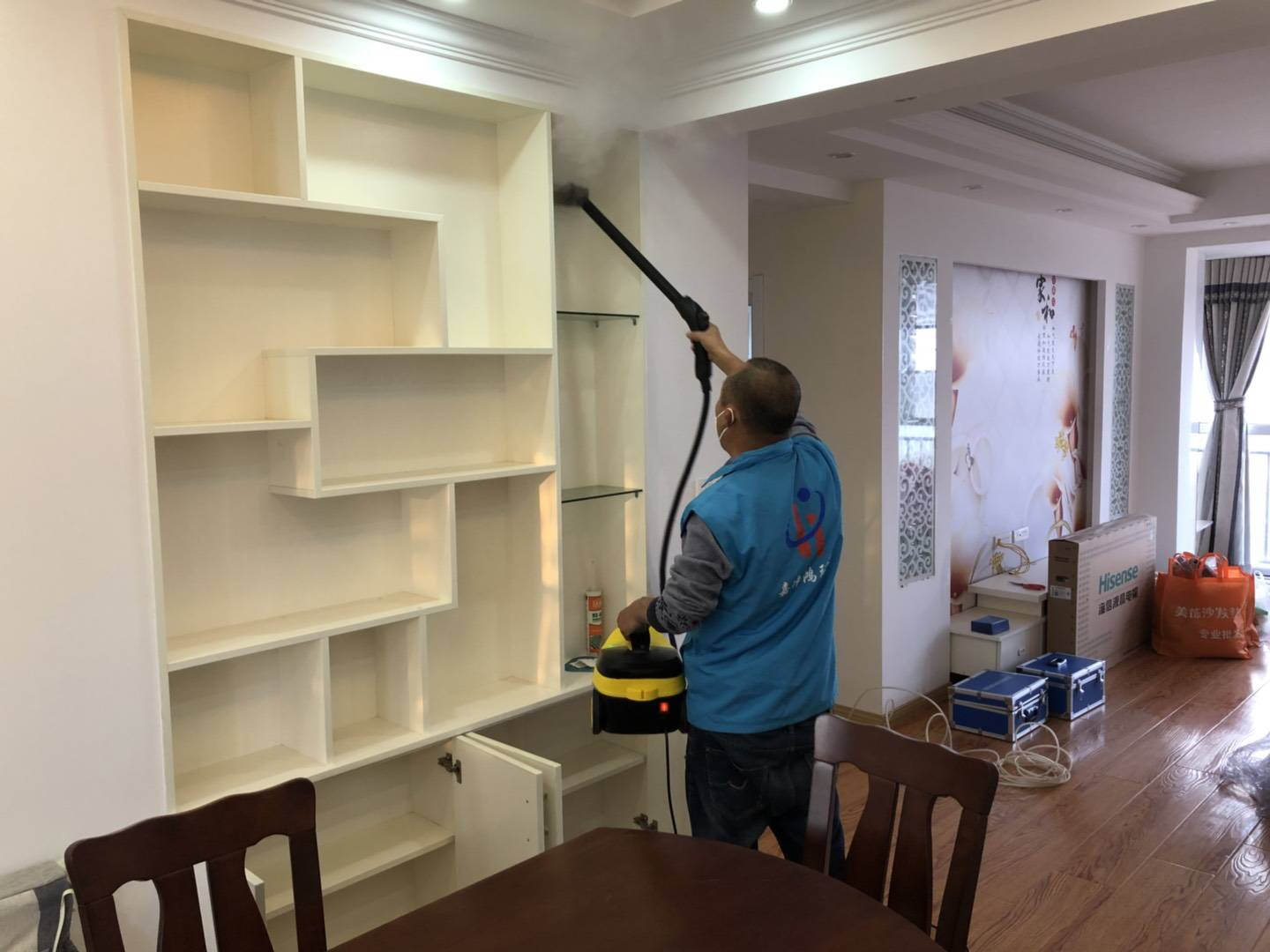 武漢市嘉凈鴻環(huán)?？萍加邢薰? style=