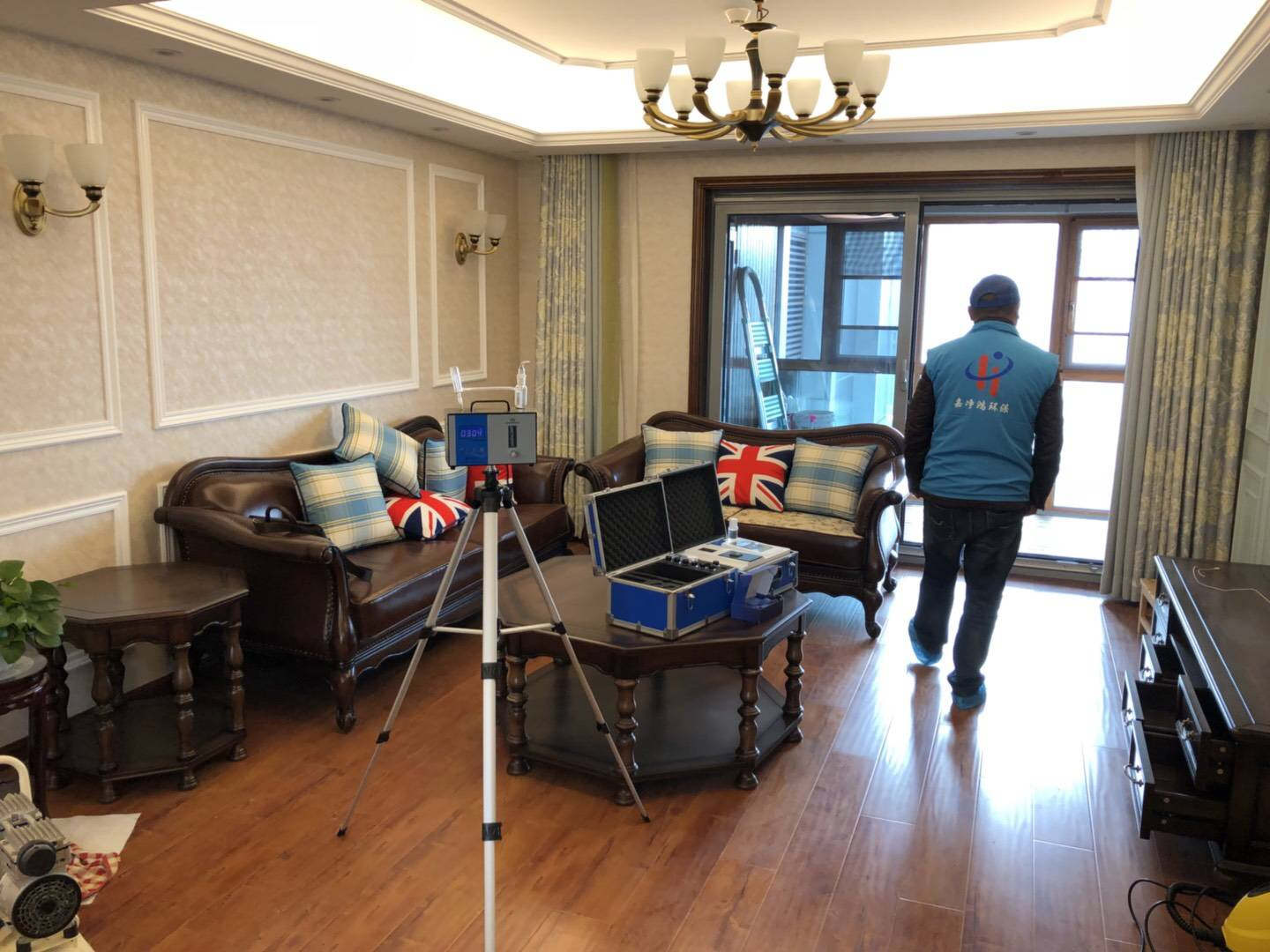 武漢市嘉凈鴻環(huán)?？萍加邢薰? style=