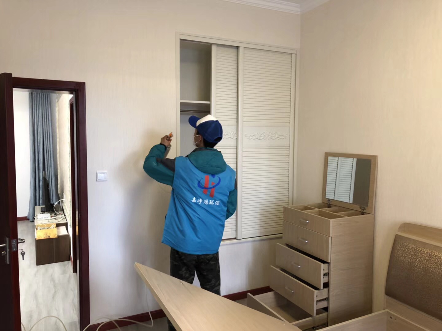 武漢市嘉凈鴻環(huán)?？萍加邢薰? style=