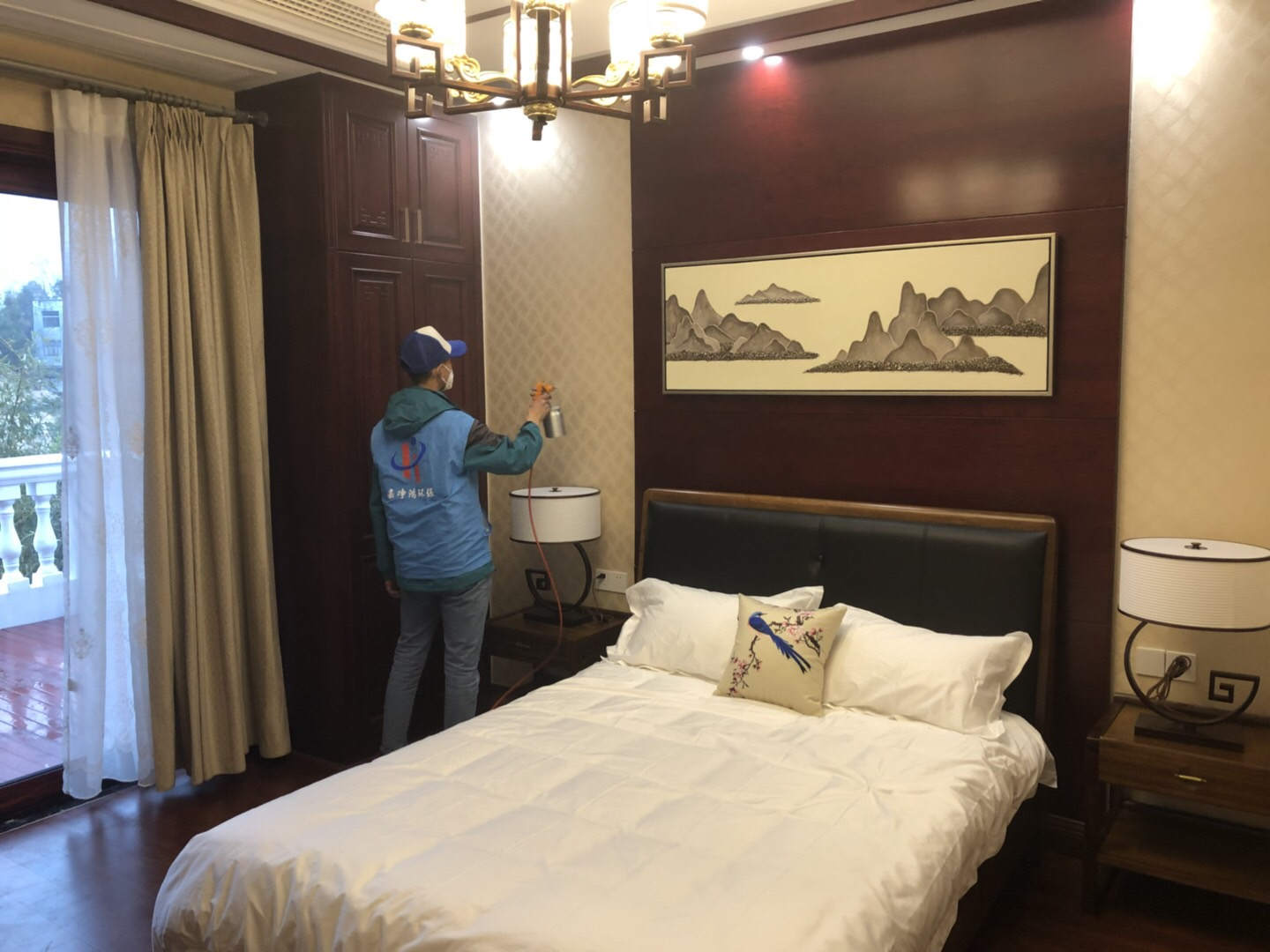 武漢市嘉凈鴻環(huán)?？萍加邢薰? style=