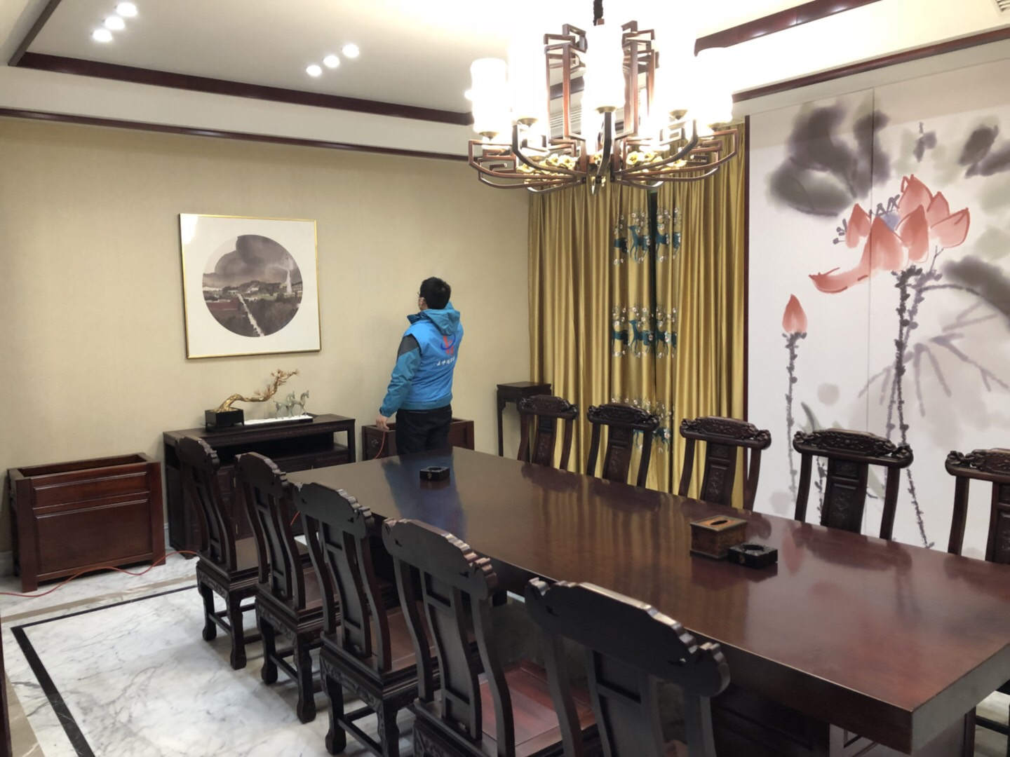 武漢市嘉凈鴻環(huán)?？萍加邢薰? style=