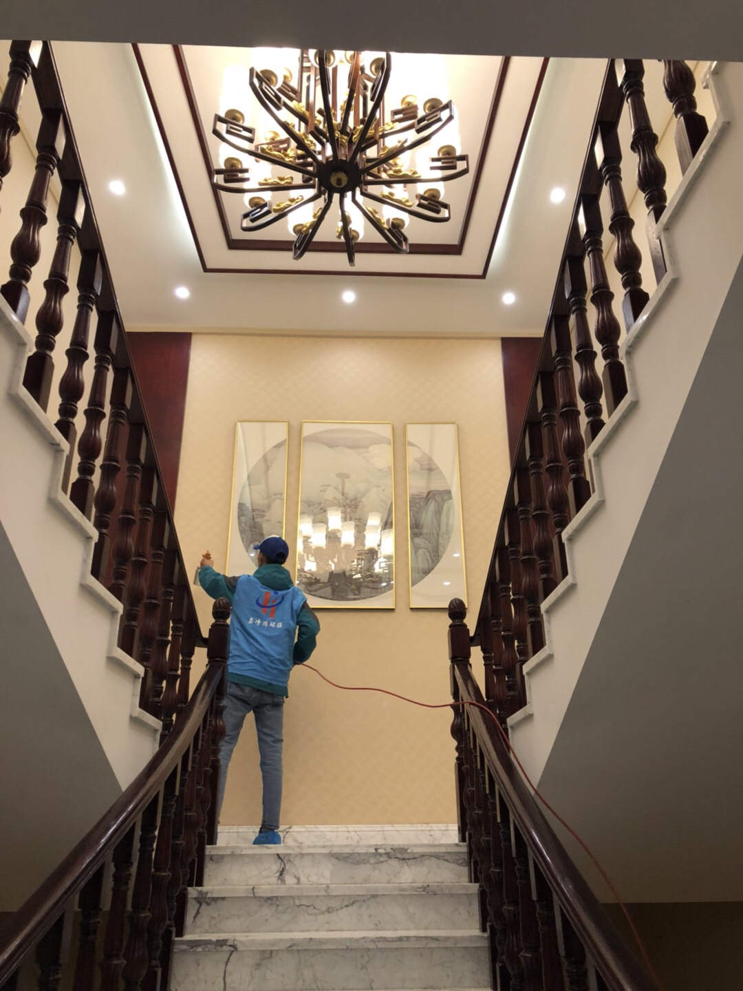 武漢市嘉凈鴻環(huán)?？萍加邢薰? style=