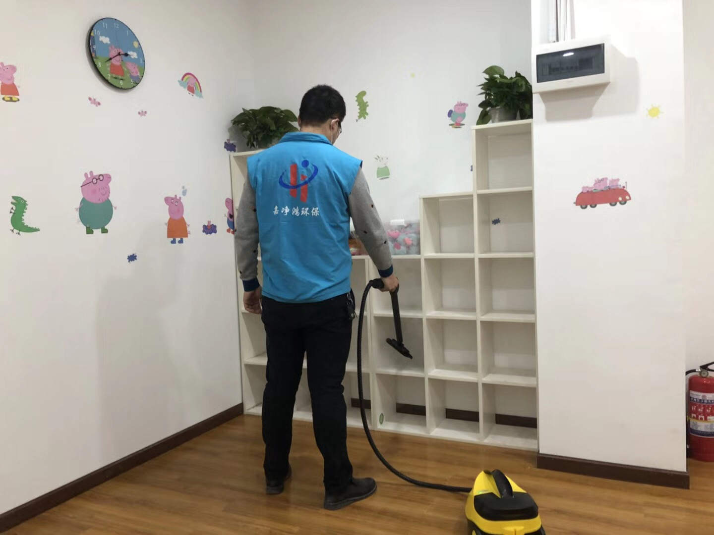 武漢市嘉凈鴻環(huán)?？萍加邢薰? style=