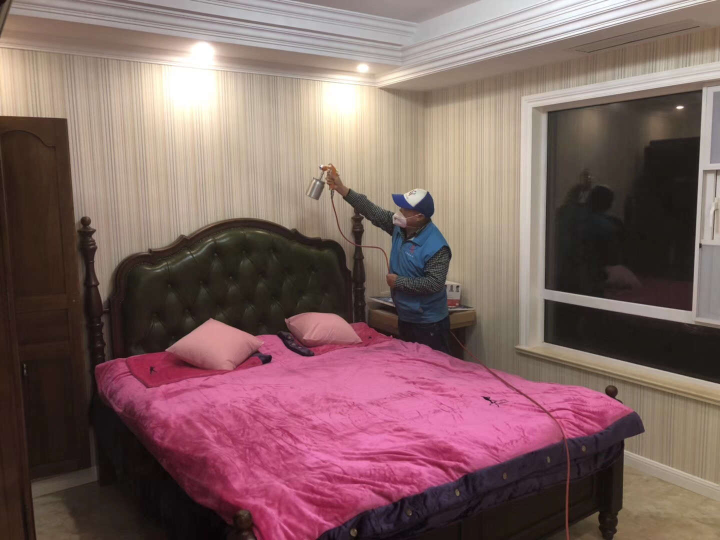 武漢市嘉凈鴻環(huán)?？萍加邢薰? style=