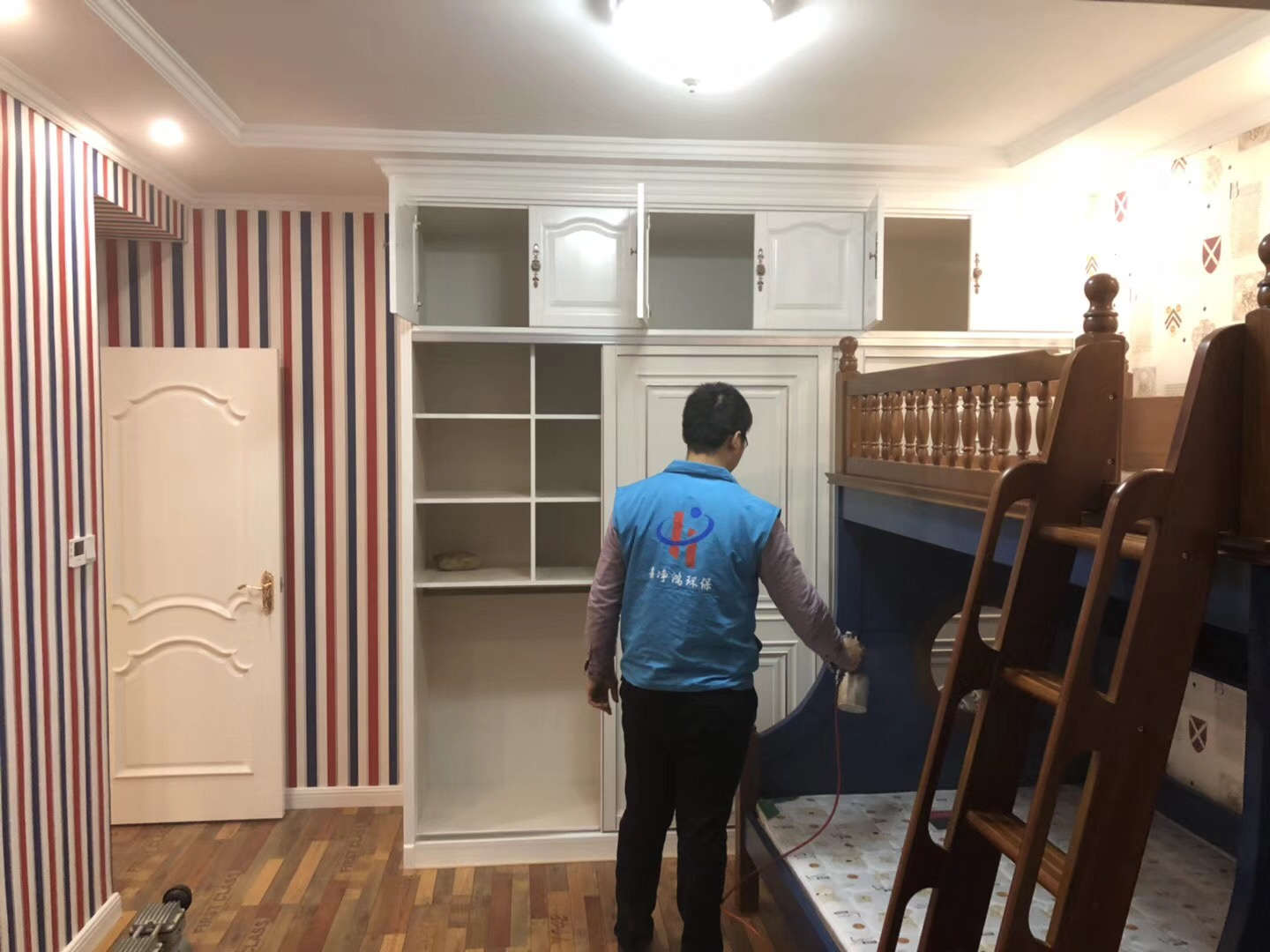 武漢市嘉凈鴻環(huán)?？萍加邢薰? style=