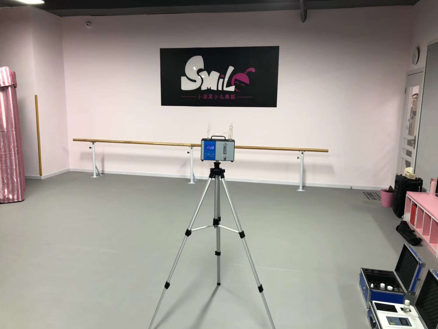 武漢市嘉凈鴻環(huán)?？萍加邢薰? style=