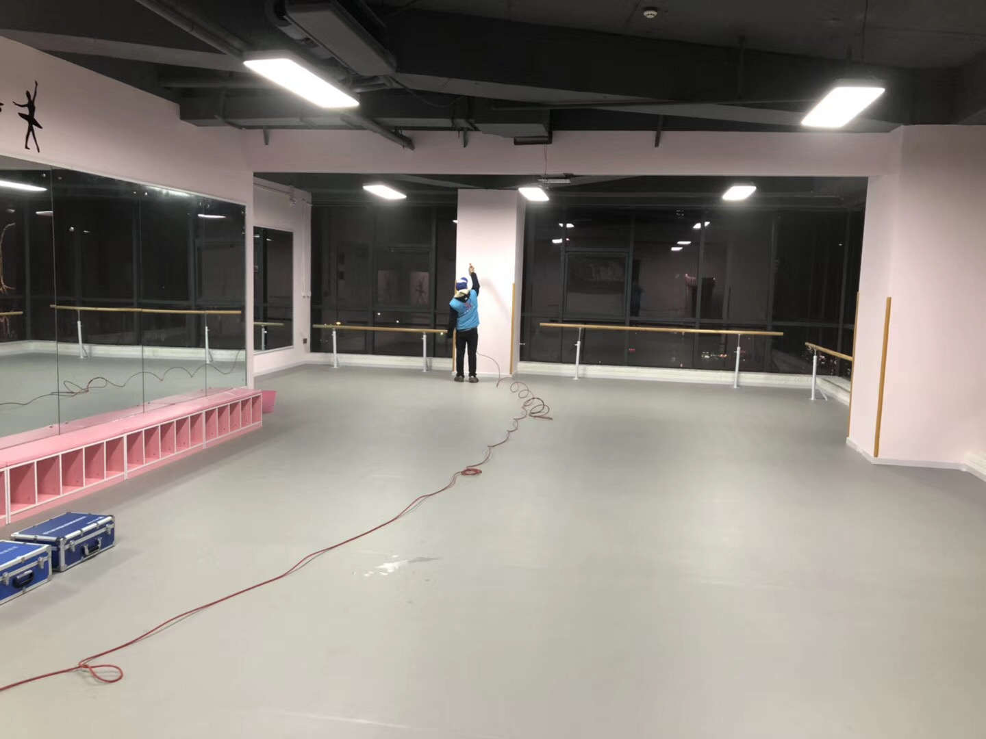 武漢市嘉凈鴻環(huán)?？萍加邢薰? style=