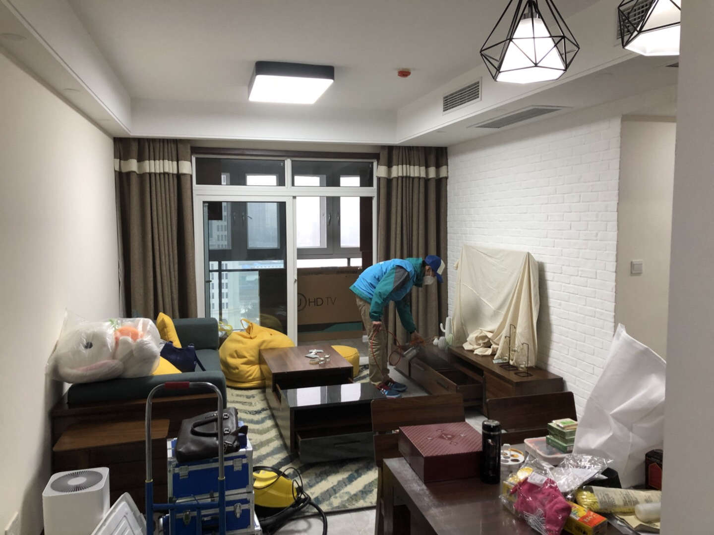 武漢市嘉凈鴻環(huán)?？萍加邢薰? style=