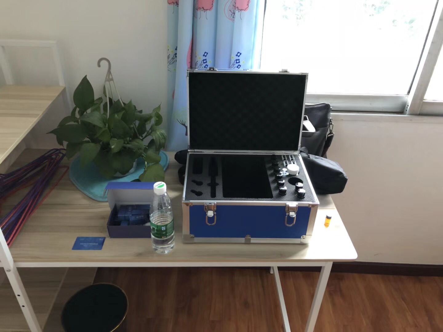 武漢市嘉凈鴻環(huán)?？萍加邢薰? style=