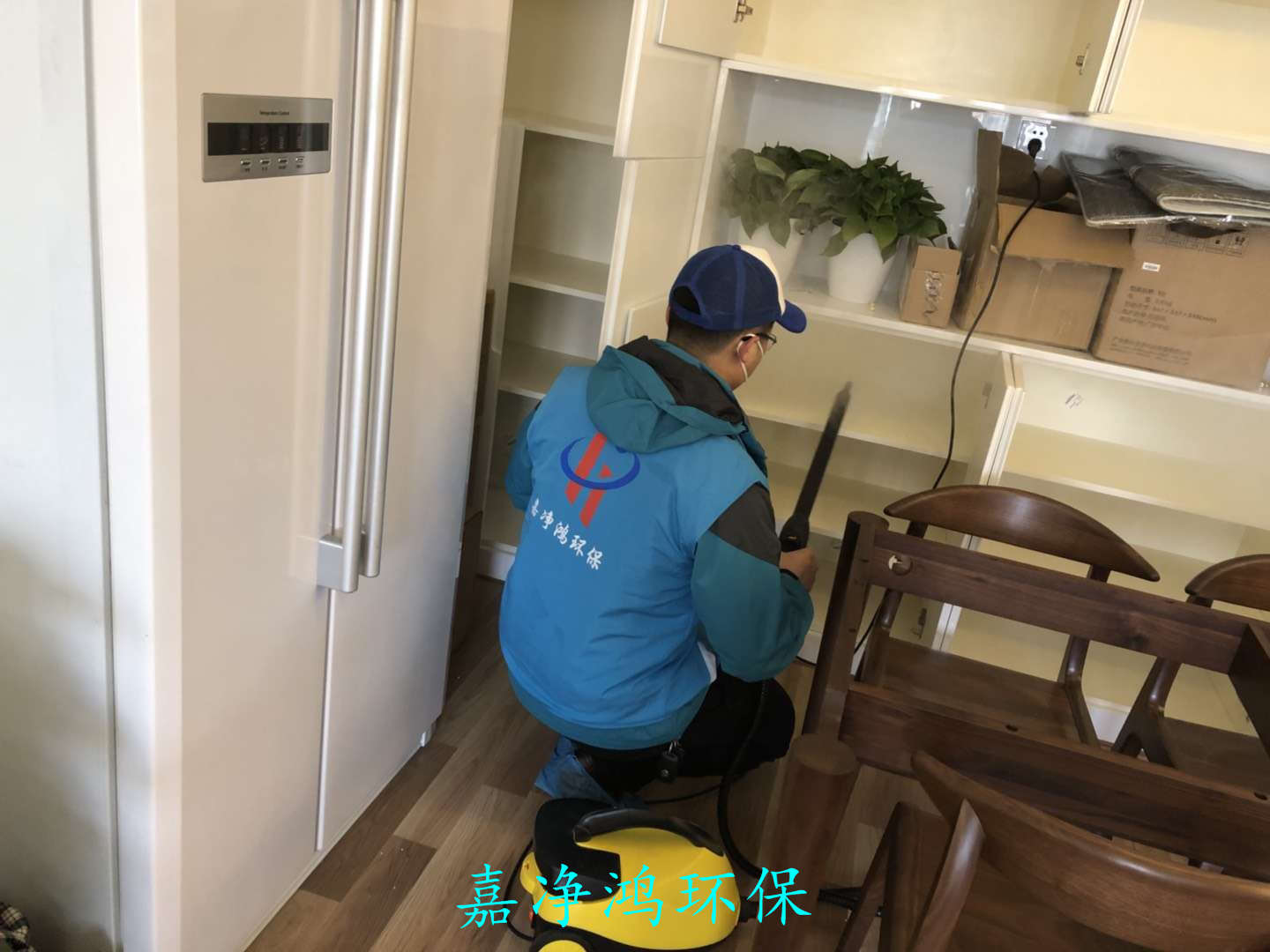 武漢市嘉凈鴻環(huán)?？萍加邢薰? style=