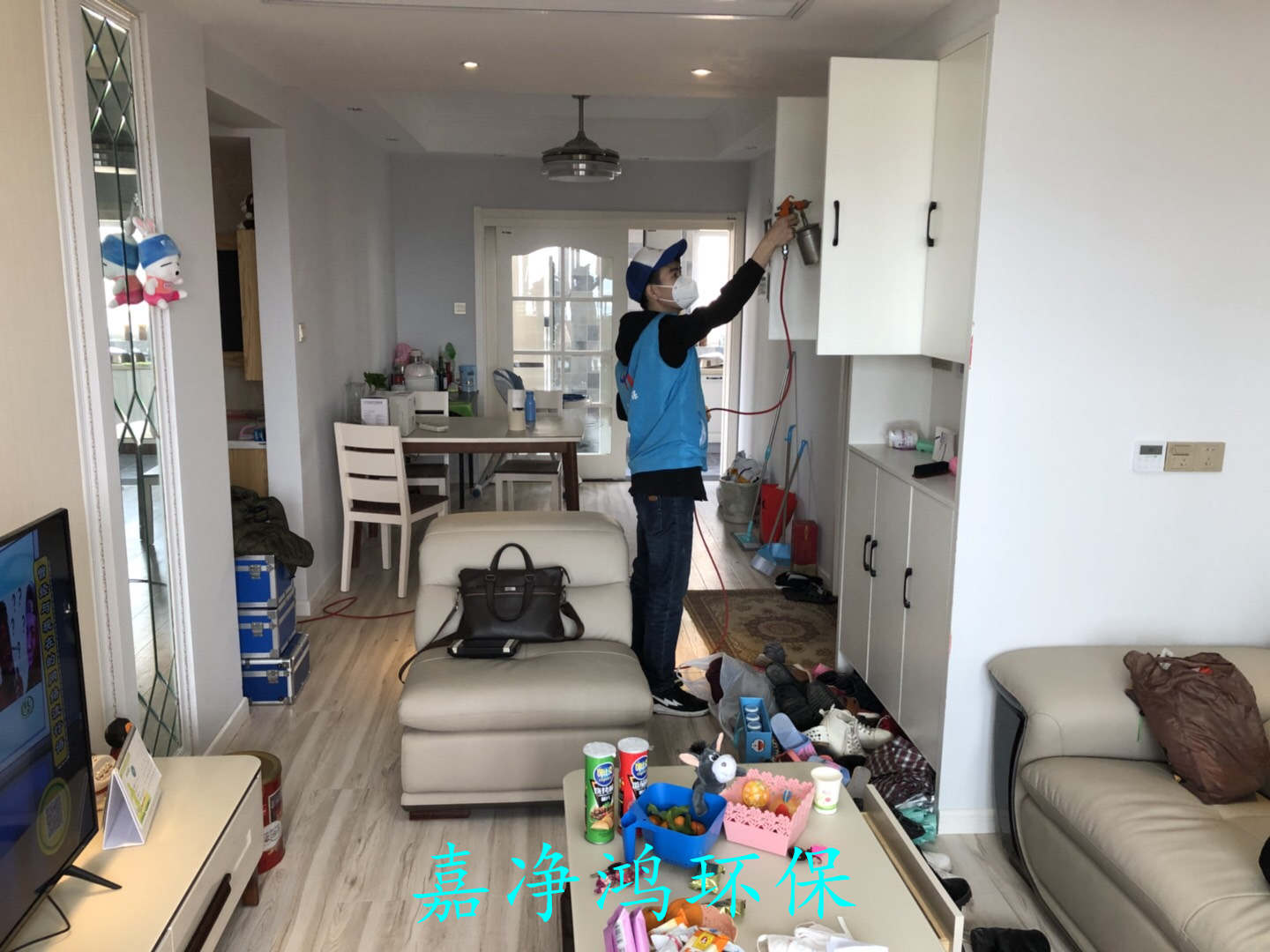 武漢市嘉凈鴻環(huán)?？萍加邢薰? style=