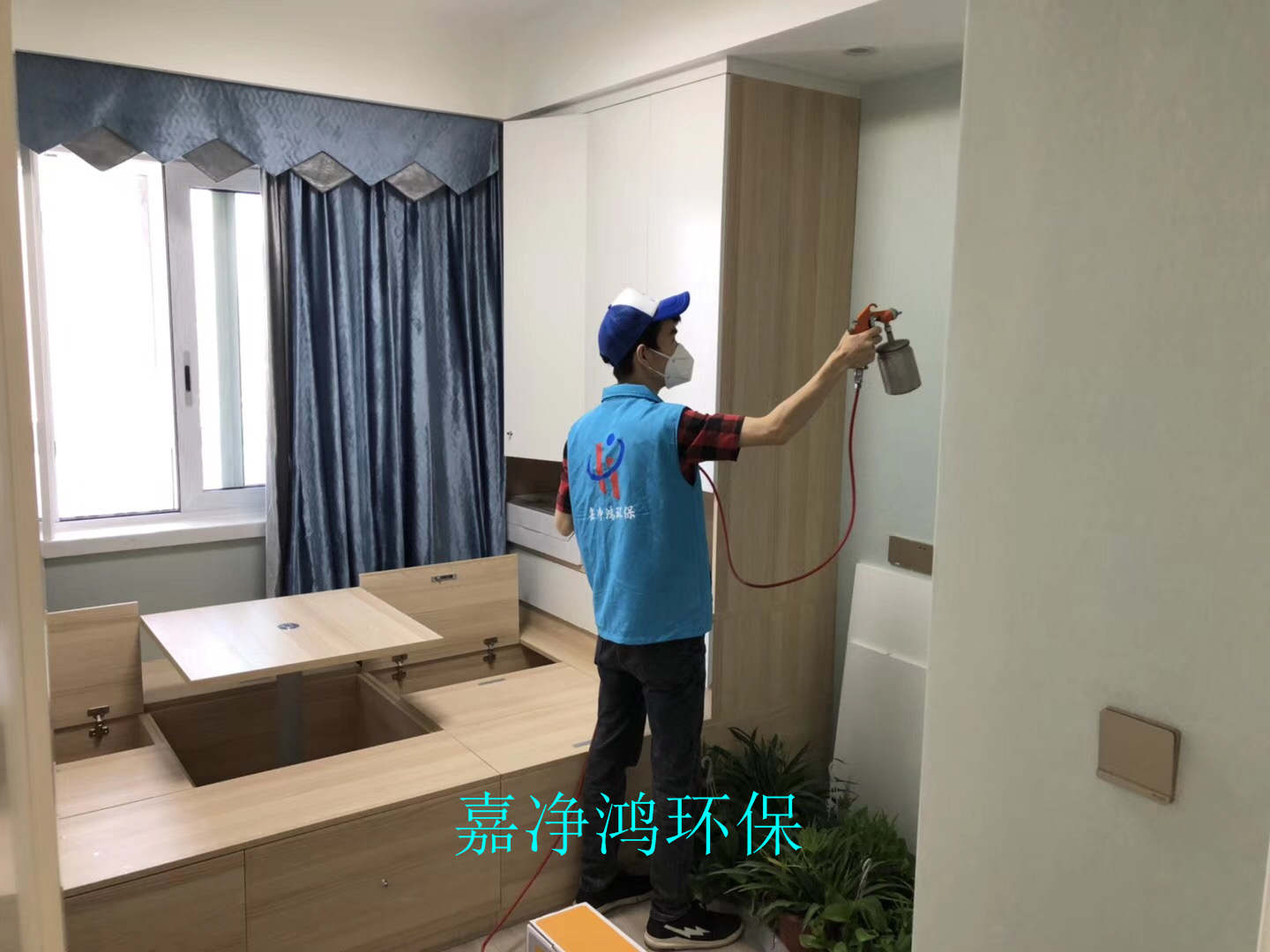 武漢市嘉凈鴻環(huán)?？萍加邢薰? style=