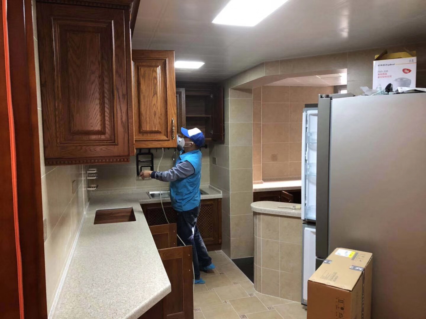 武漢市嘉凈鴻環(huán)?？萍加邢薰? style=