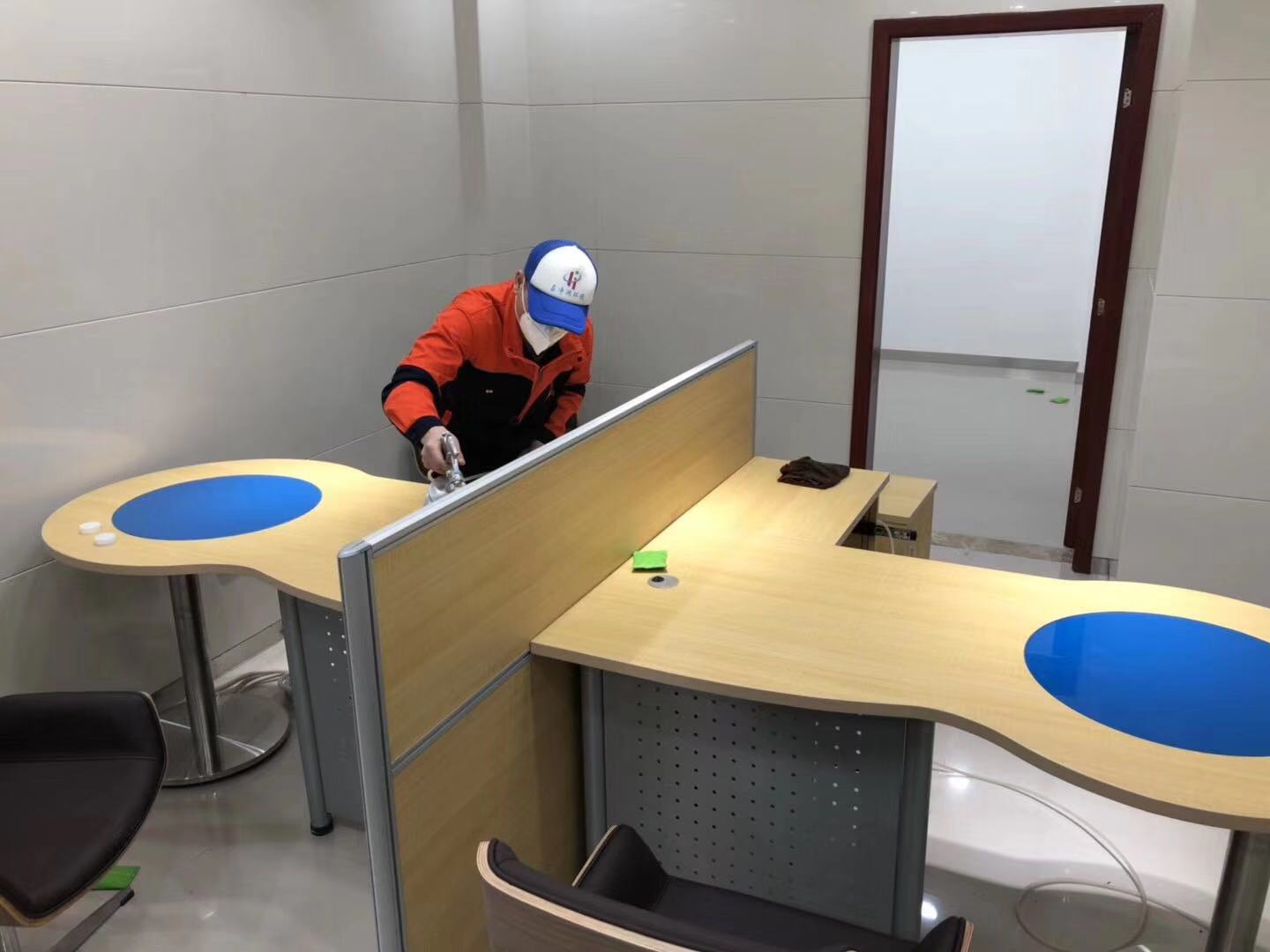 武漢市嘉凈鴻環(huán)?？萍加邢薰? style=