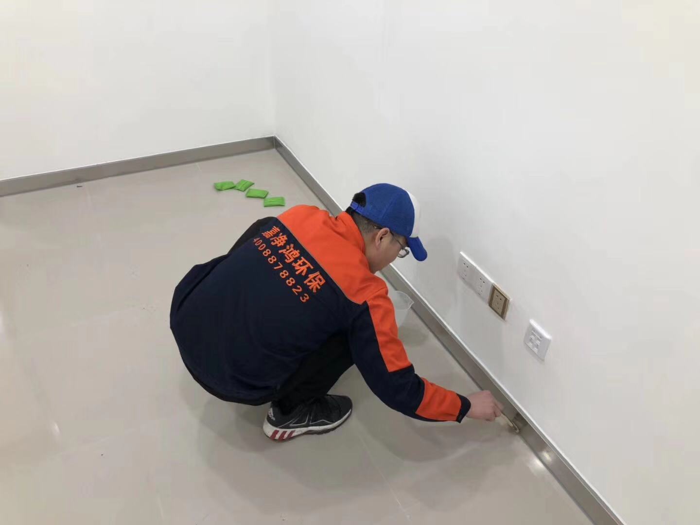 武漢市嘉凈鴻環(huán)?？萍加邢薰? style=